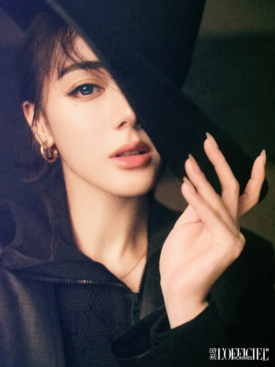 Dilireba @ L&rsquo;OFFICIEL HOMMES China March 2025