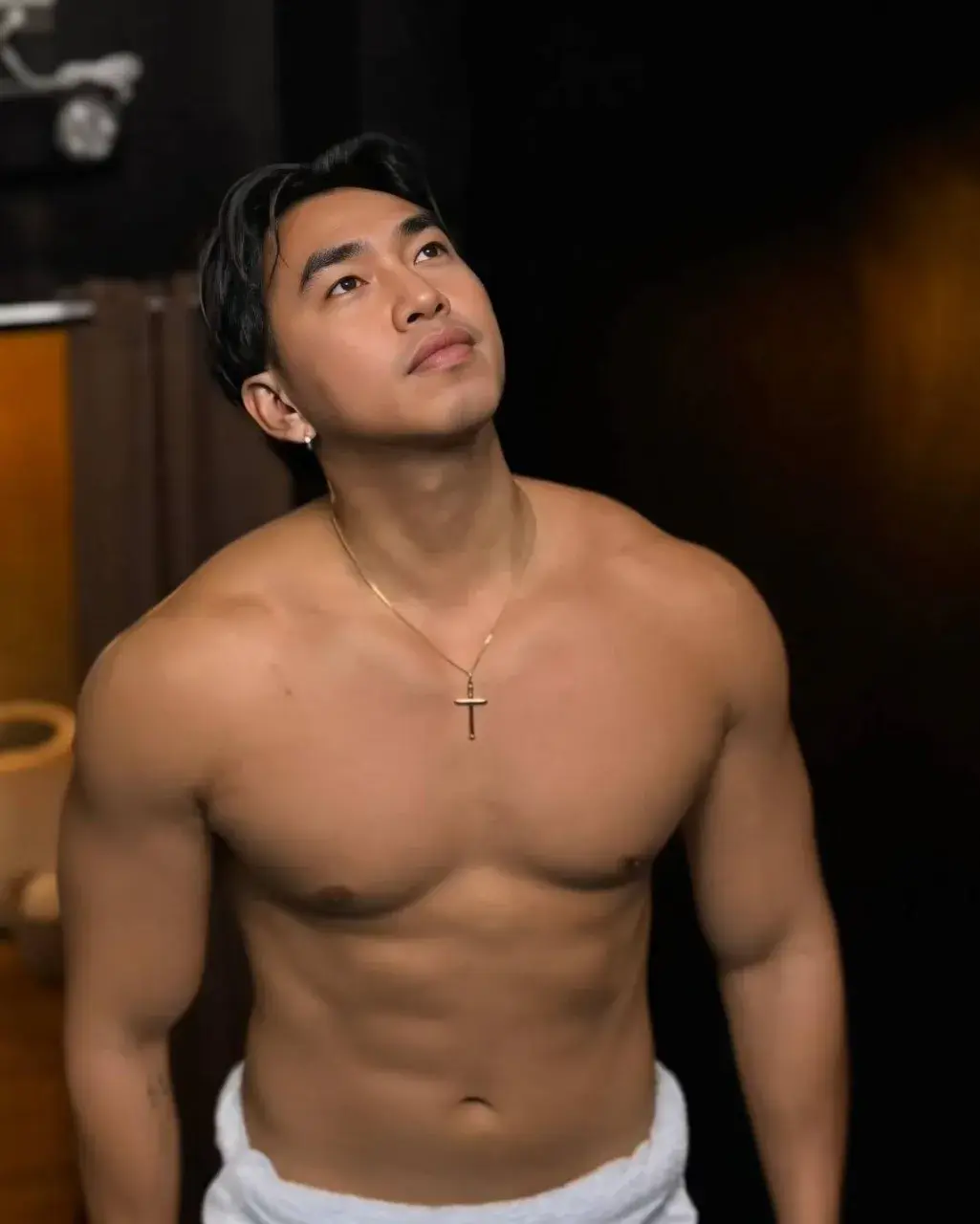 เธอทำแผ่นดินไหวในท้อง