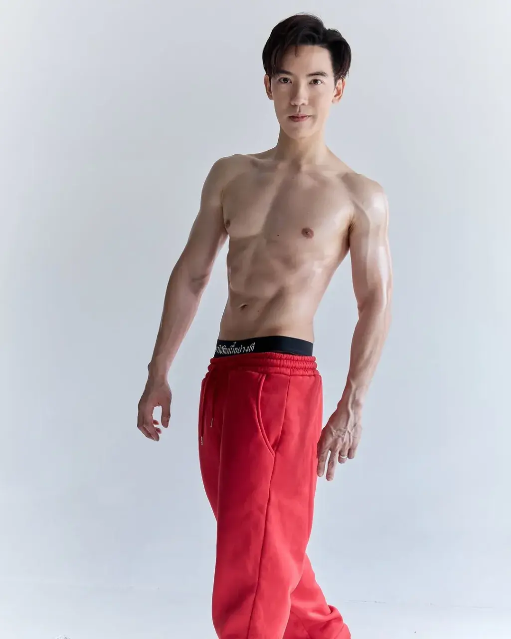 แบงค์ พบเอก พรพงเมตตา