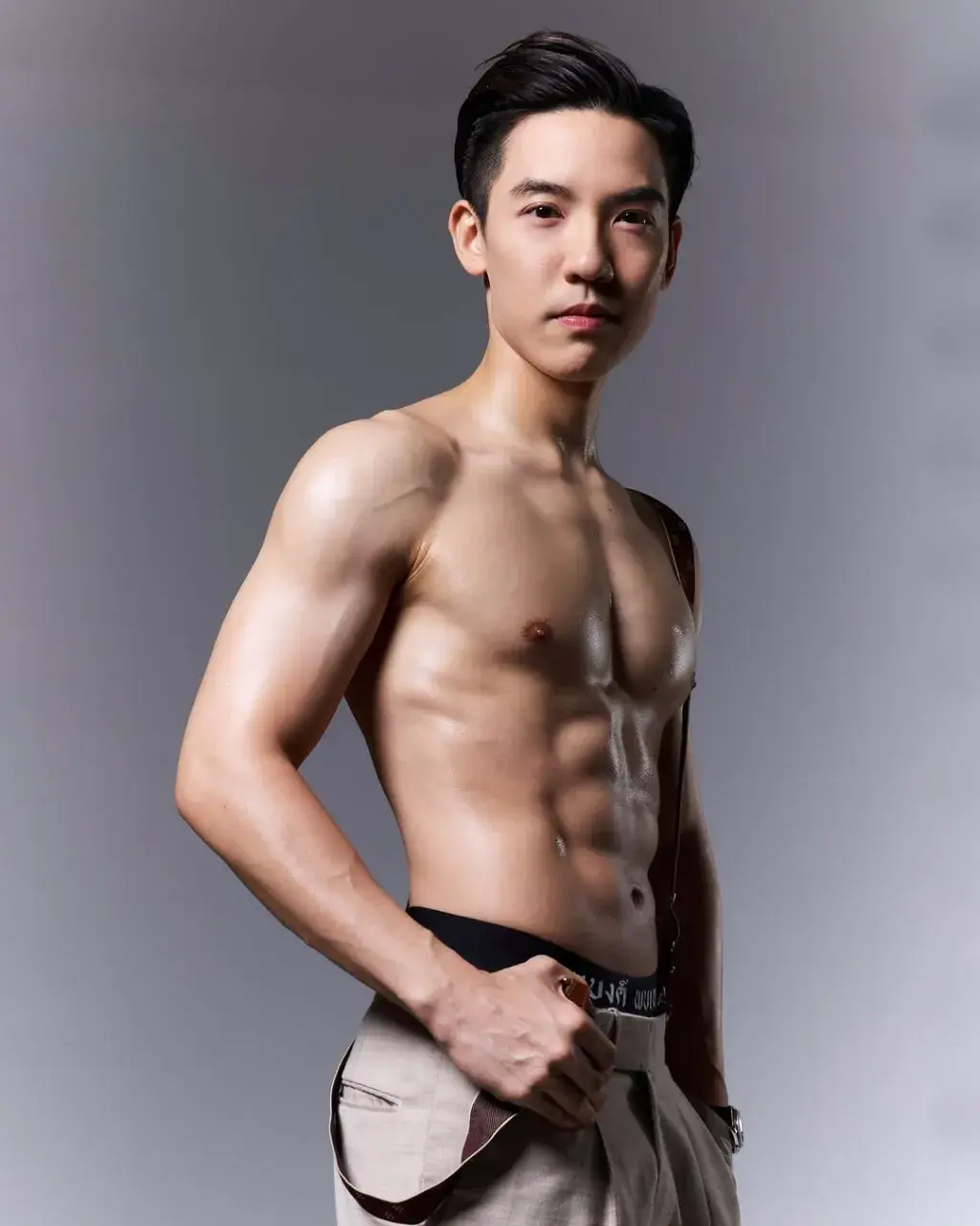 แบงค์ พบเอก พรพงเมตตา