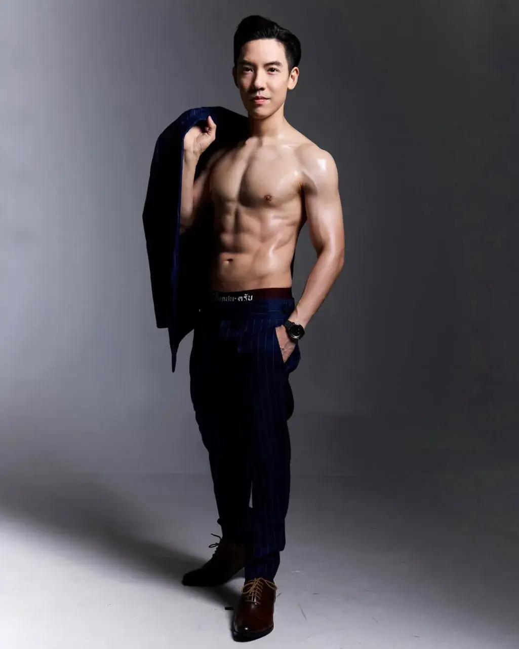 แบงค์ พบเอก พรพงเมตตา