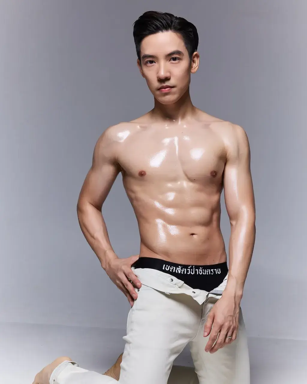 แบงค์ พบเอก พรพงเมตตา