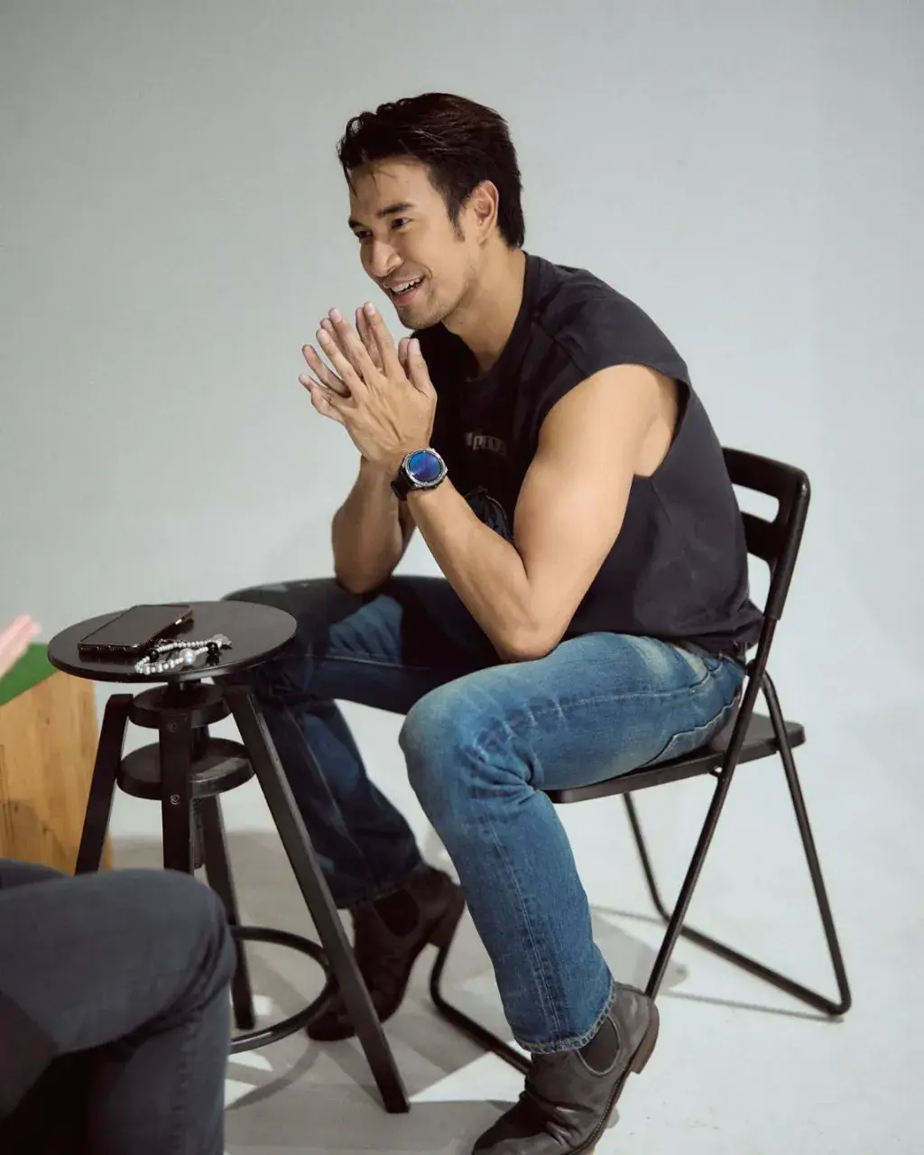 หนุ่มเข้มข้น100เม็ด