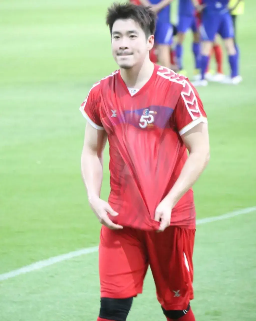 ซับเหงื่อแลกรักหนุ่มชุดแดง