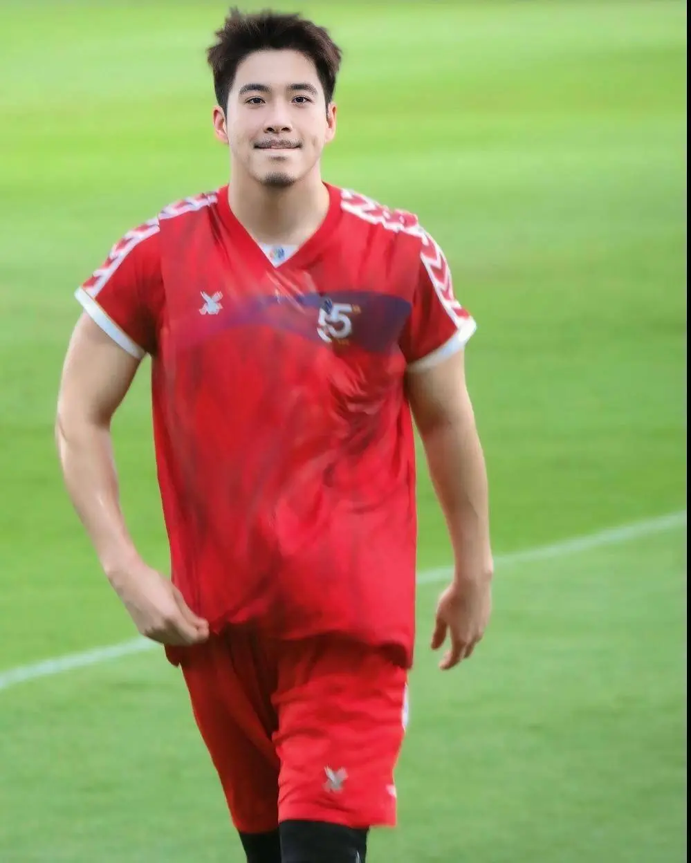 ซับเหงื่อแลกรักหนุ่มชุดแดง