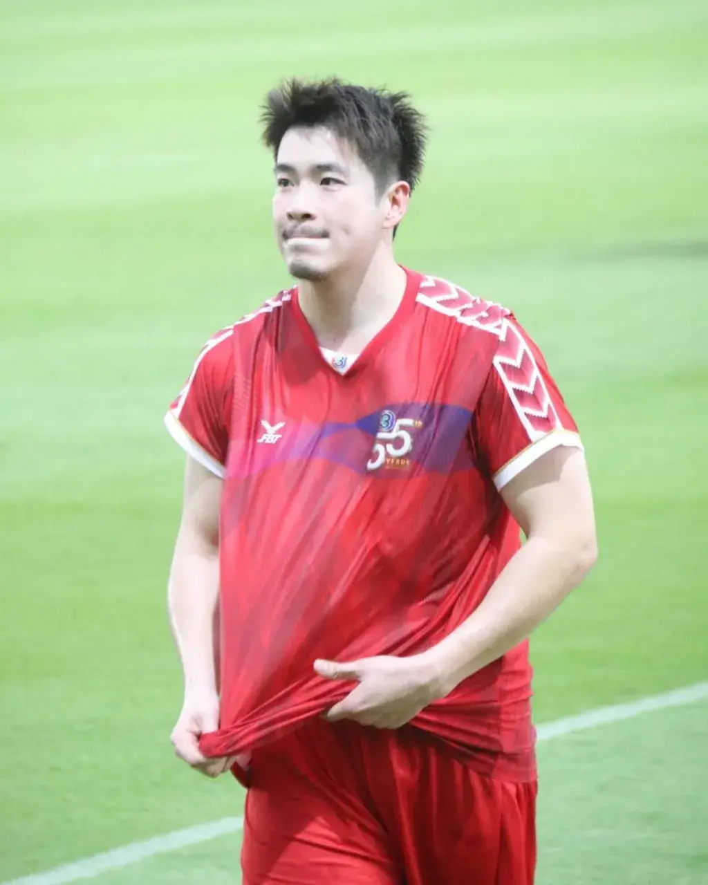 ซับเหงื่อแลกรักหนุ่มชุดแดง
