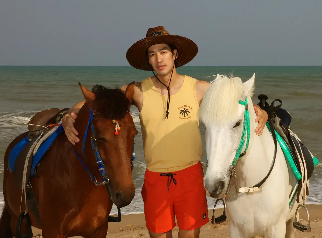ซับเหงื่อแลกรักหนุ่มชุดแดง