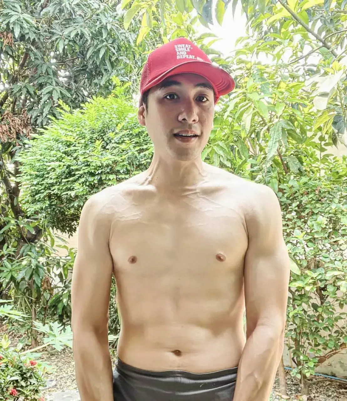 พลังหนุ่มชวนล่มหลง