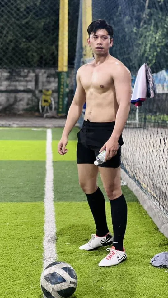 ช่วยด้วยพี่เค้าไข่ตก