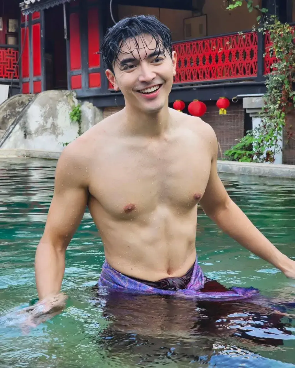 ขอรับใช้คุณหลวงเจ้าค่ะ