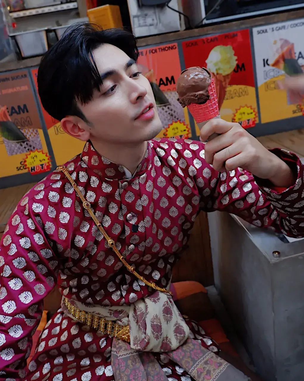 ขอรับใช้คุณหลวงเจ้าค่ะ