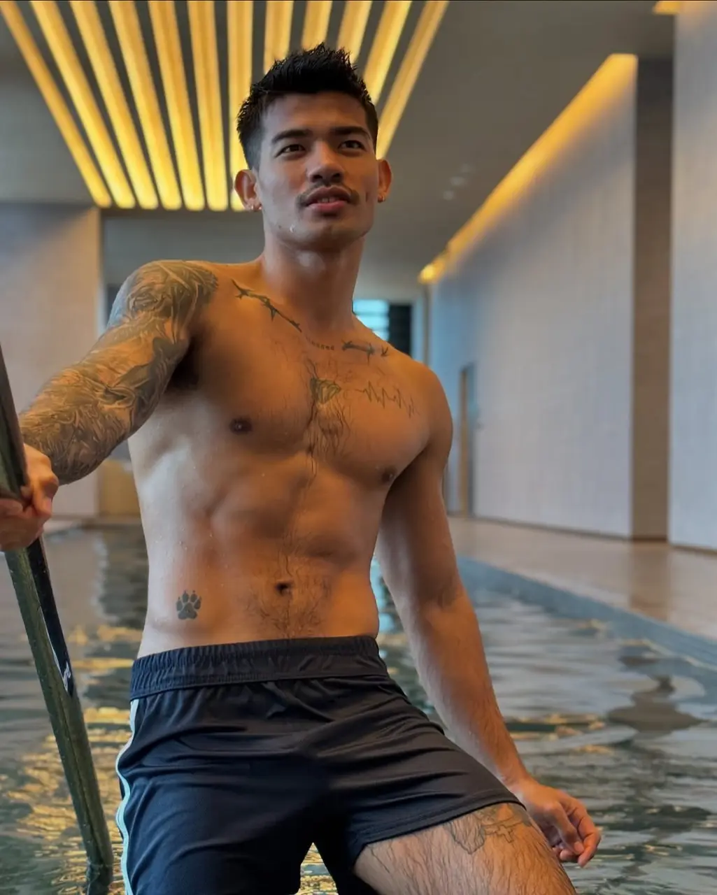 Swimsuit : Clark Marinay