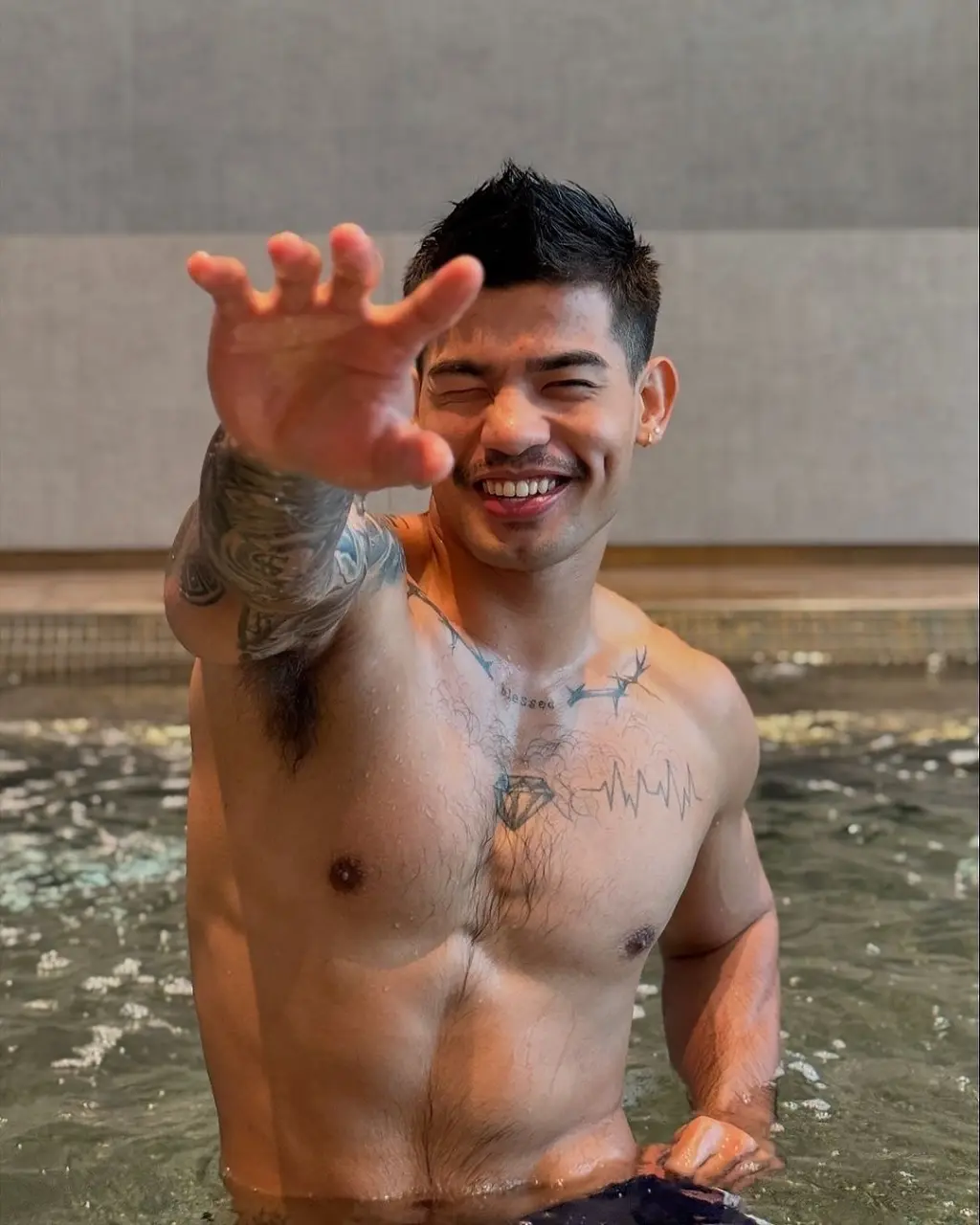 Swimsuit : Clark Marinay