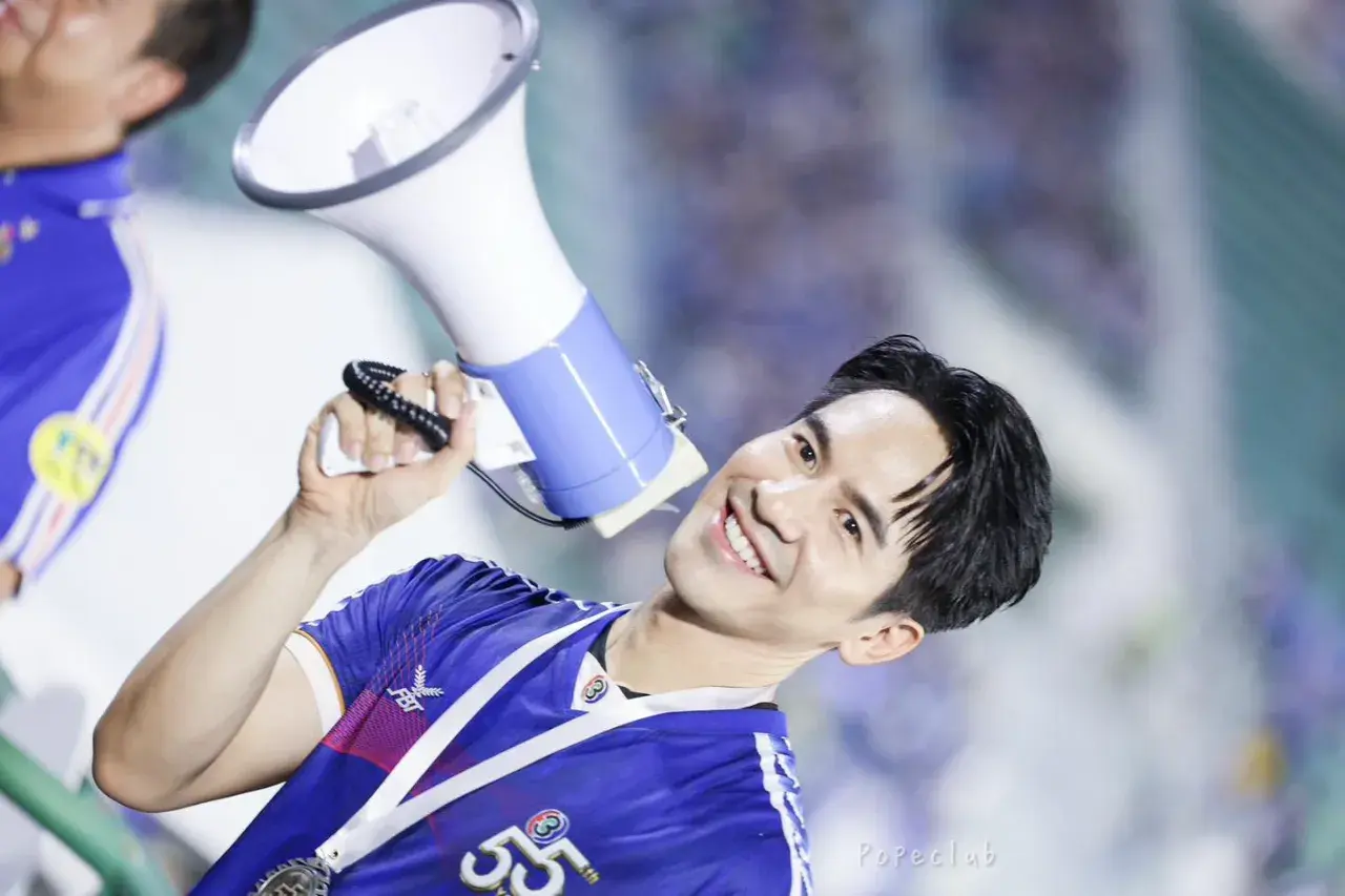คิดถึงผลงานพี่จ๋าา