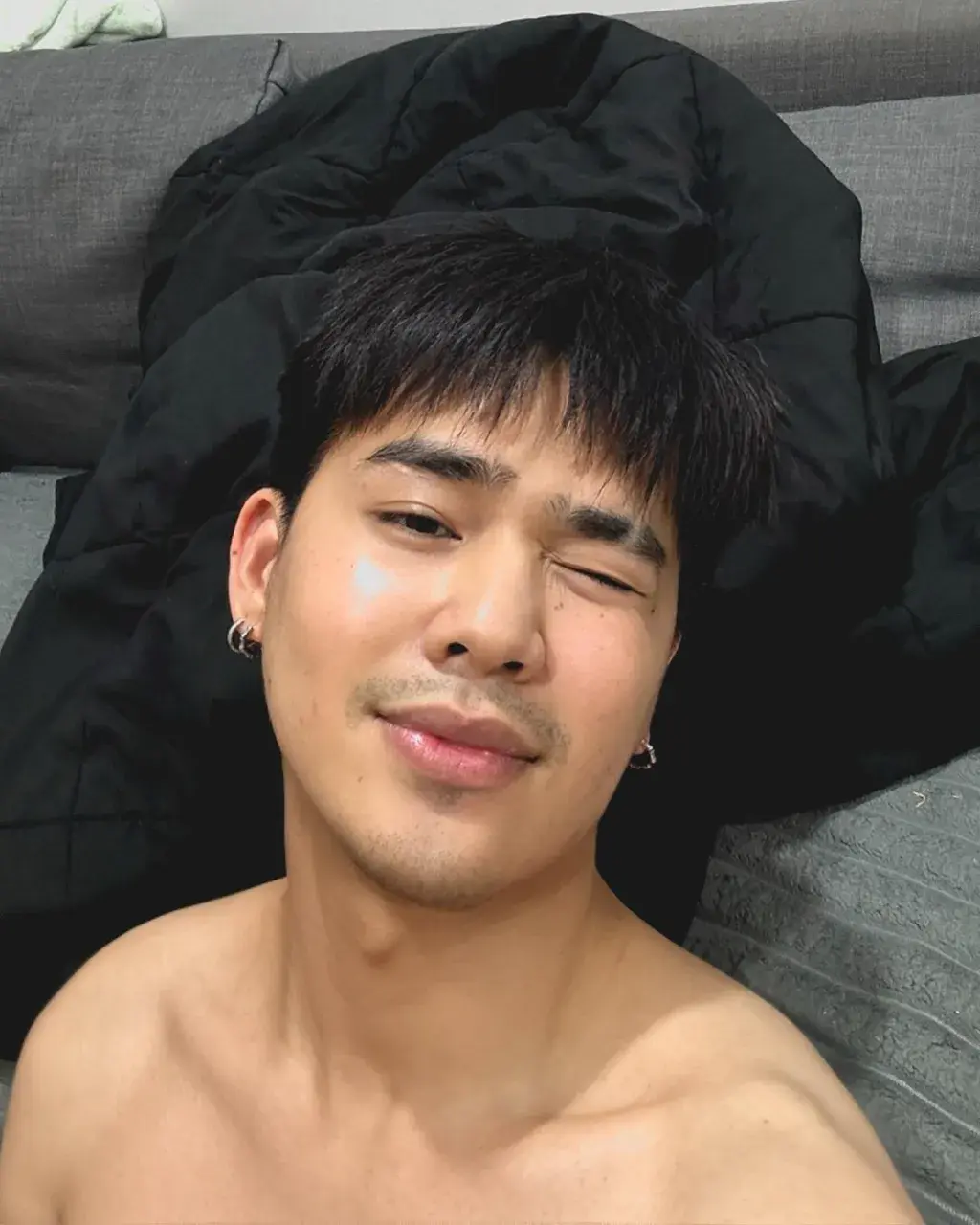 ยั่วให้อยากทำรัก