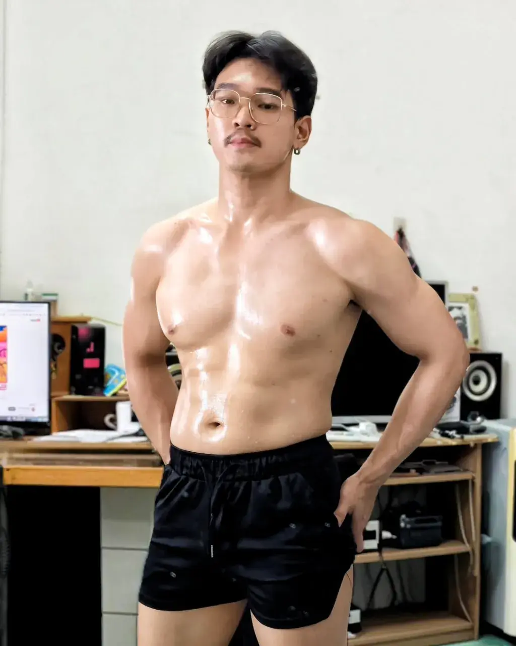 ยั่วให้อยากทำรัก