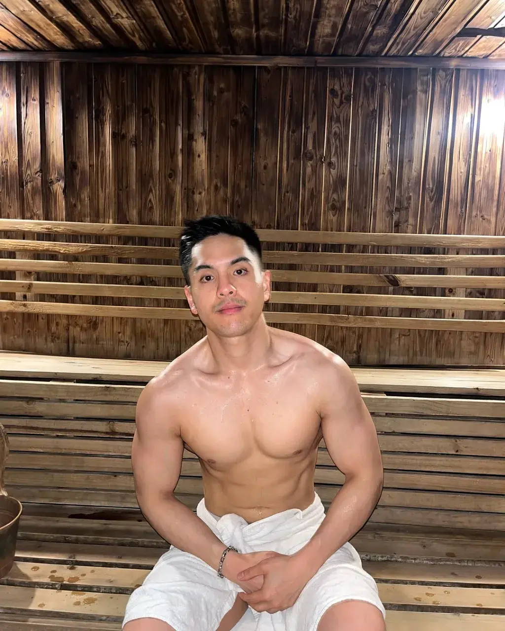 เสวทั้งวันทั้งคืน