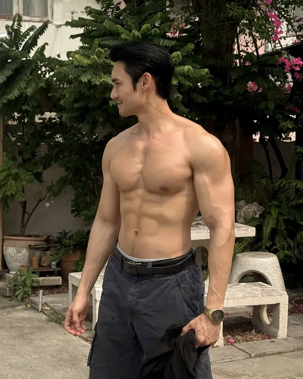เสียวท้องน้อยรอ