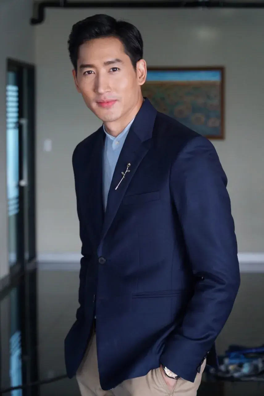 รวมสูทหล่อๆเท่ๆ
