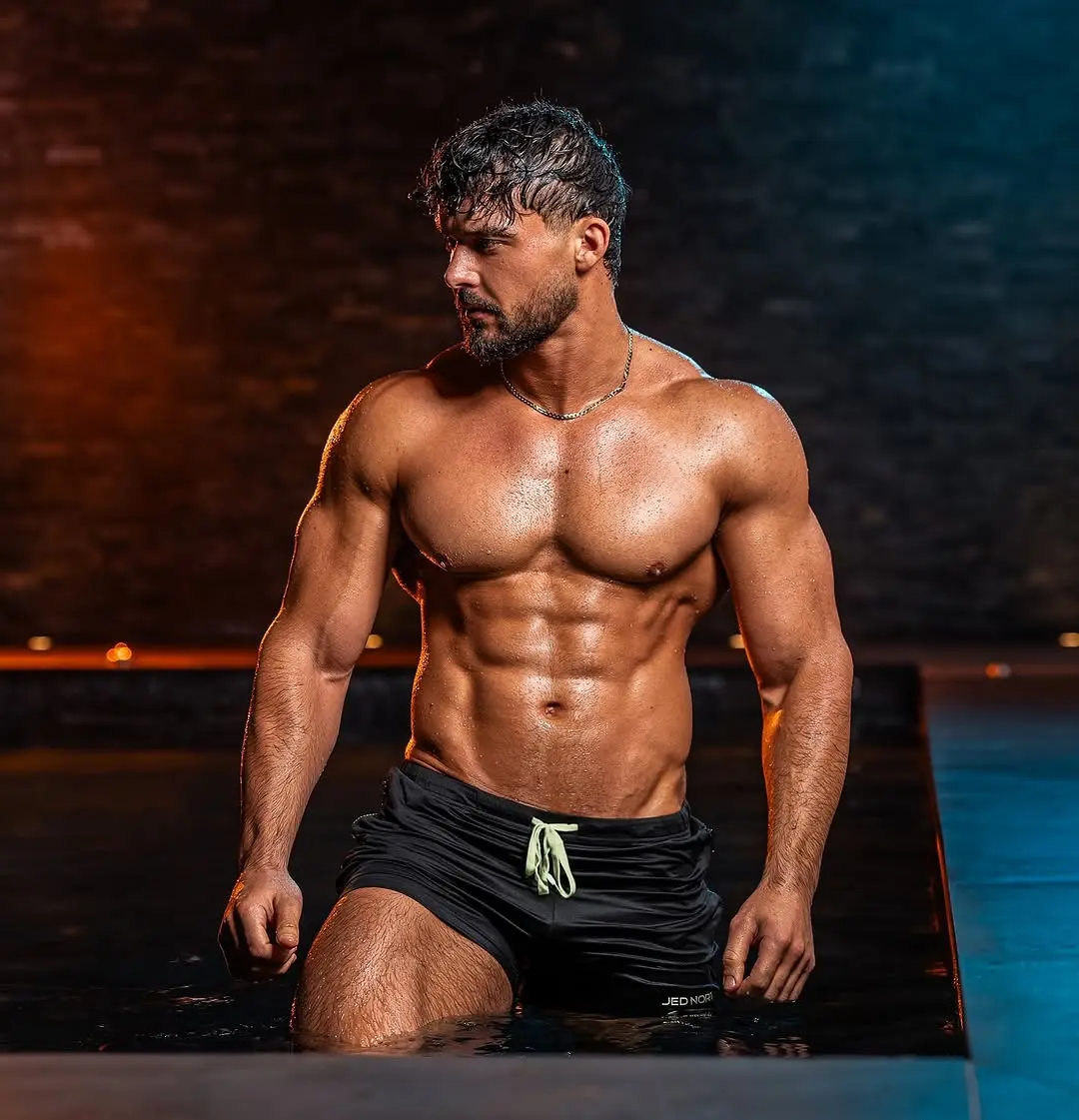 Personal Coach : Josh watson