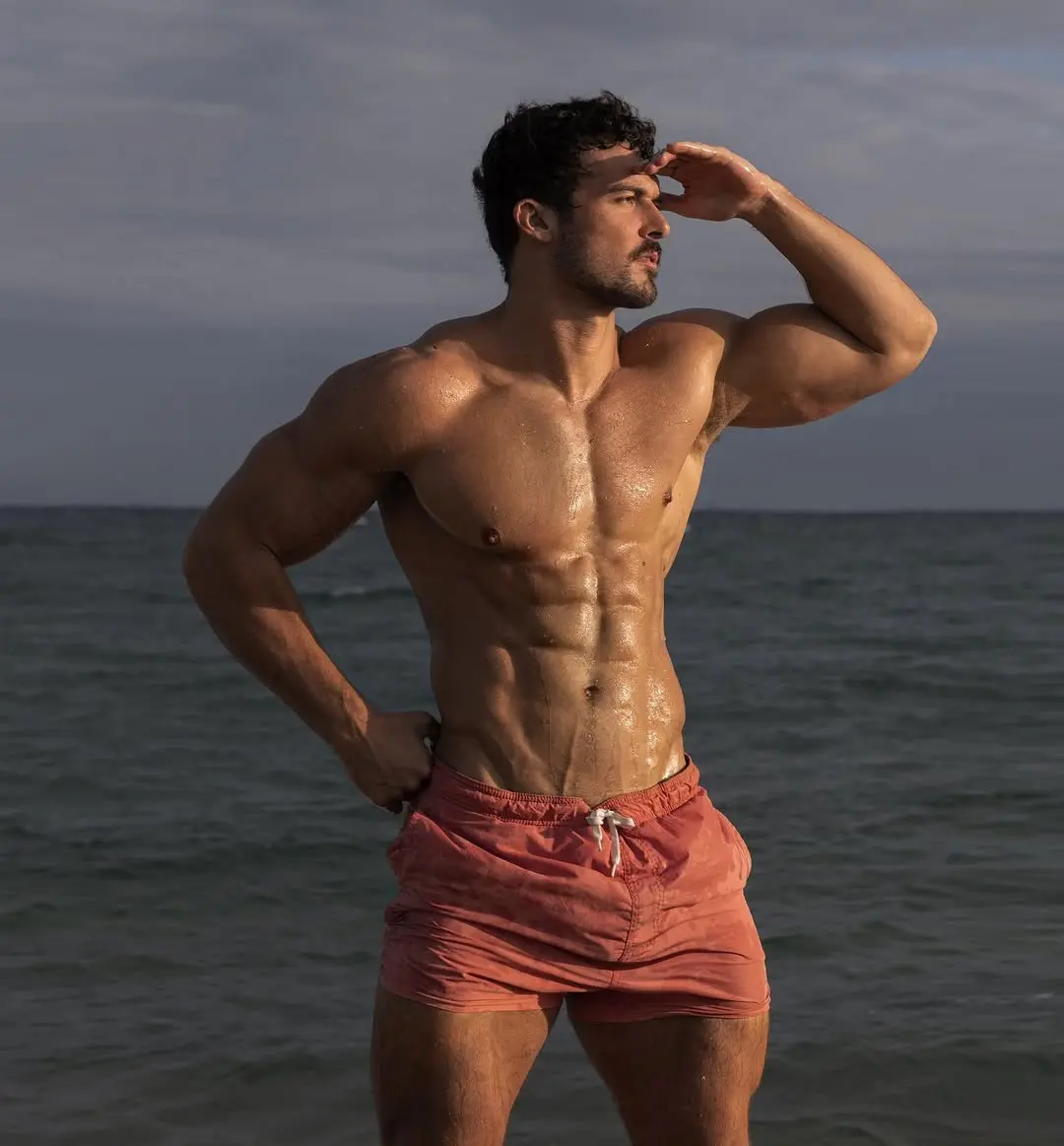 Personal Coach : Josh watson