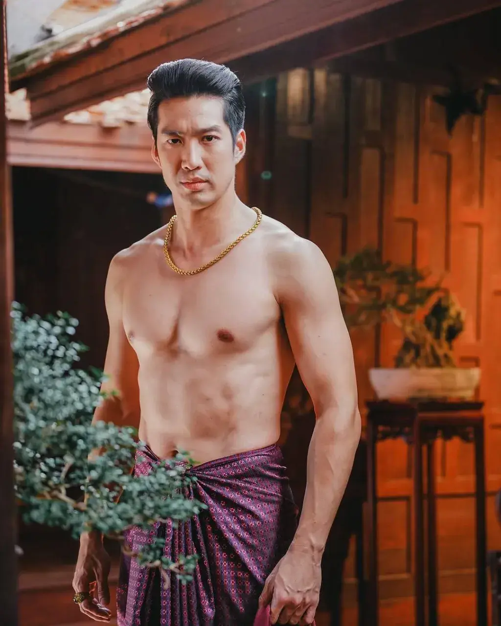 เห็นคุณหลวงแล้วกำหนัดขึ้น