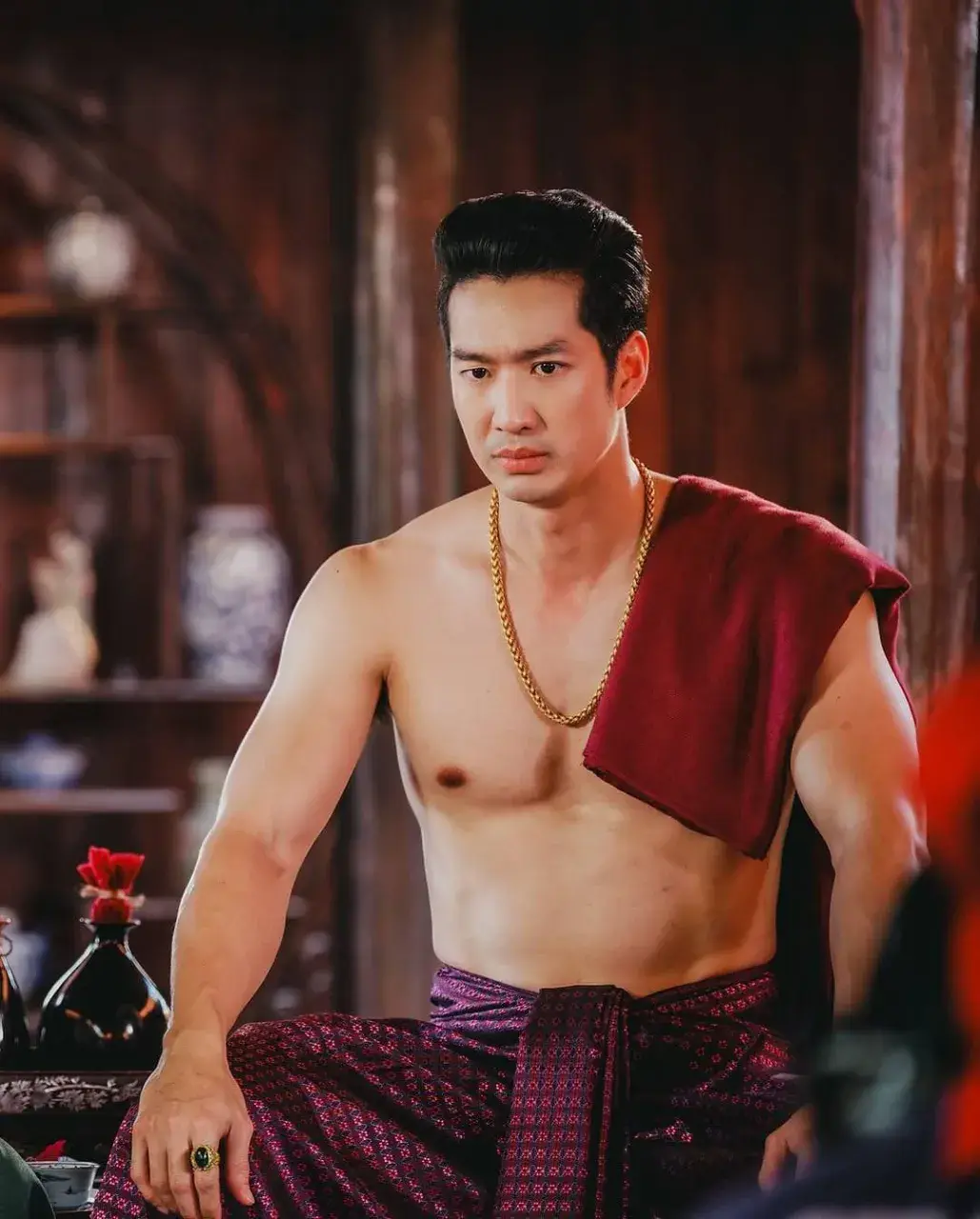 เห็นคุณหลวงแล้วกำหนัดขึ้น