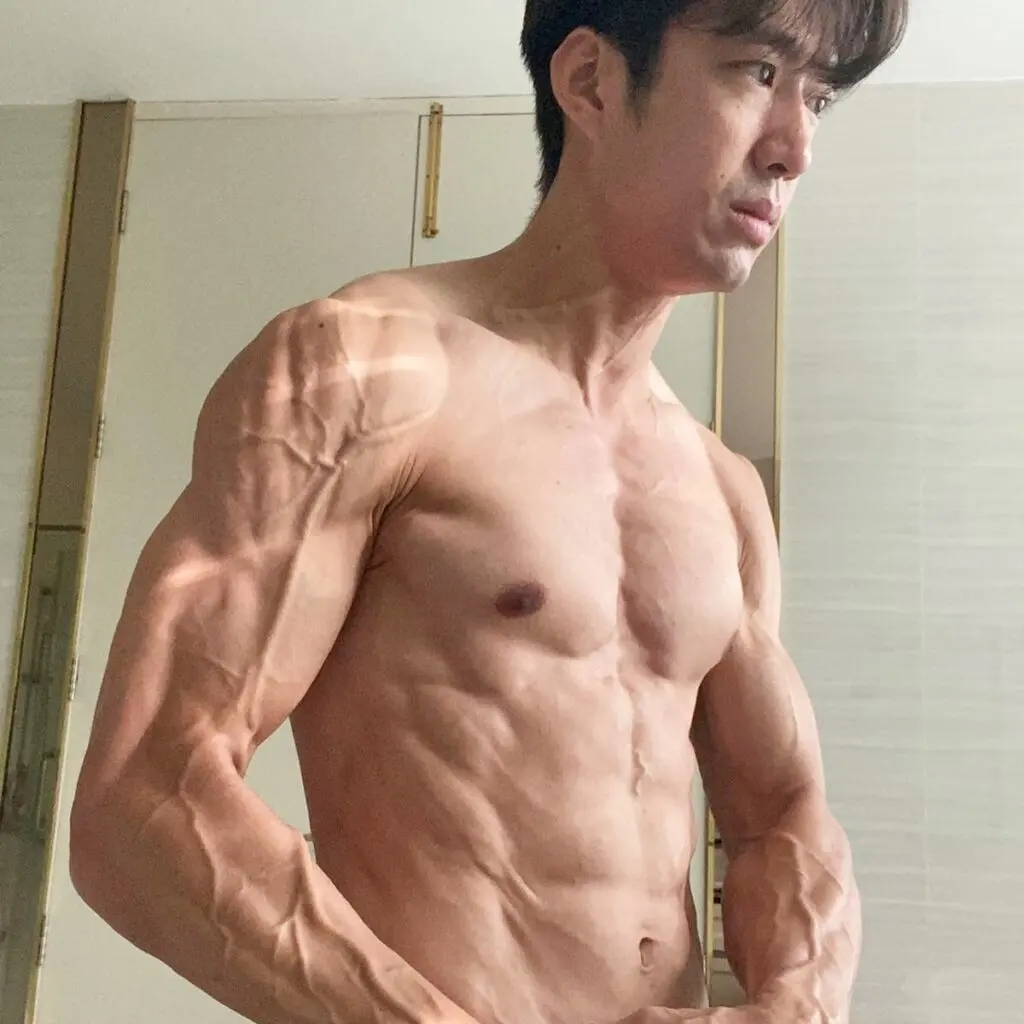 เห็นคุณหลวงแล้วกำหนัดขึ้น