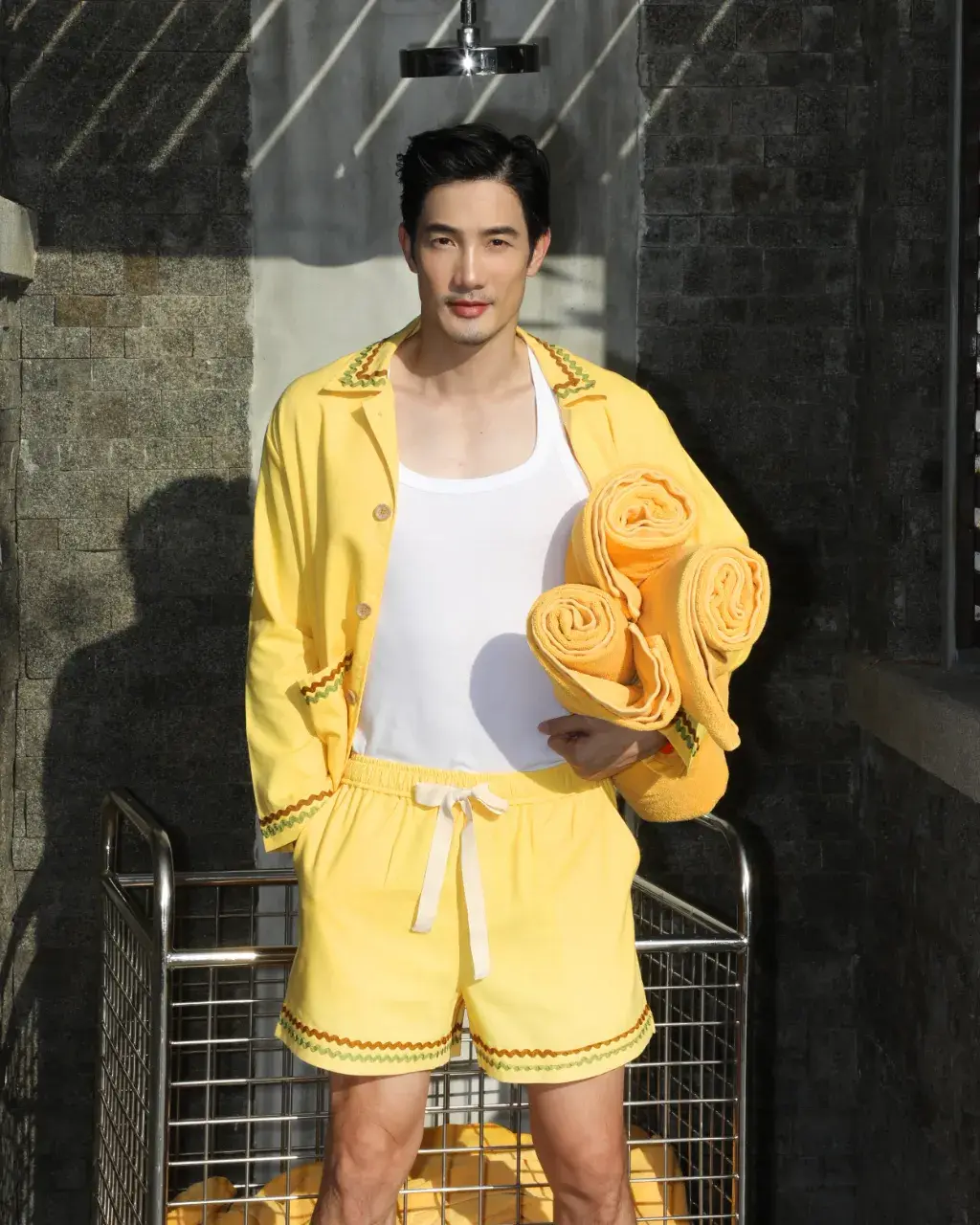 หนุ่มๆของเซอร์ราว