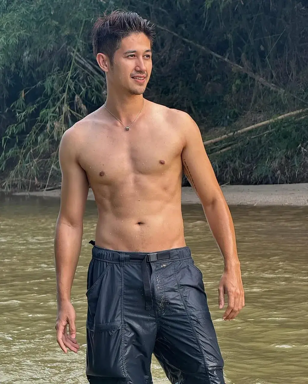 หนุ่มๆรับซัมเมอร์