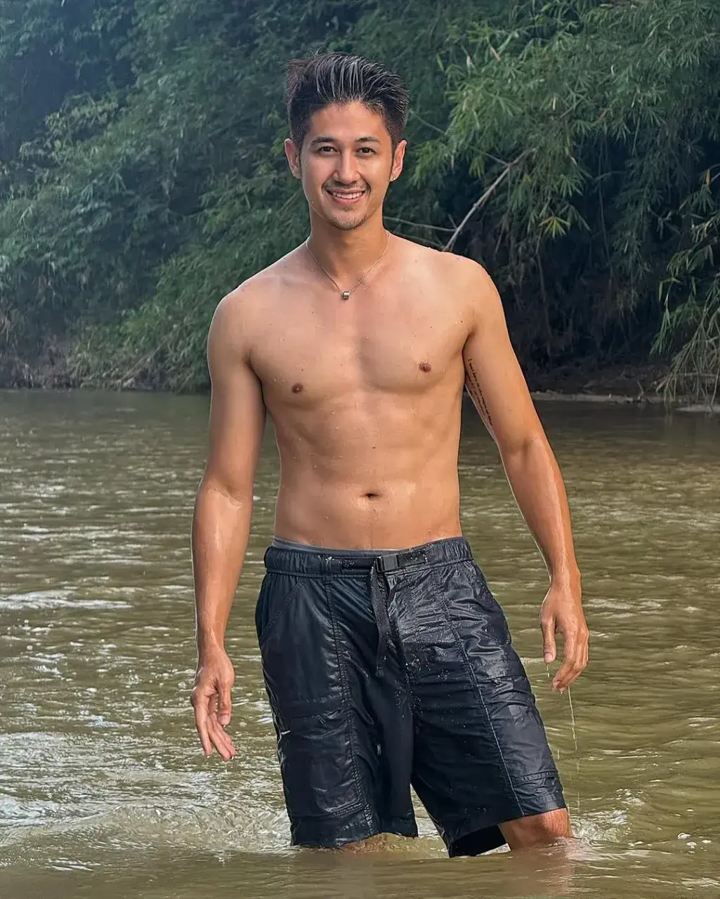 หนุ่มๆรับซัมเมอร์