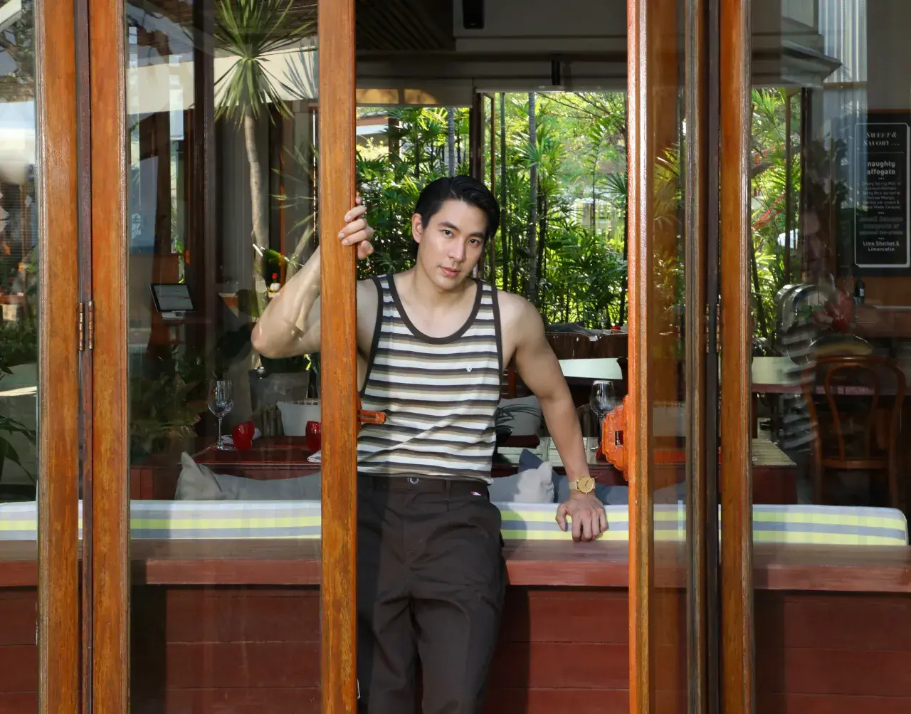 พร้อม มวยโค้ก