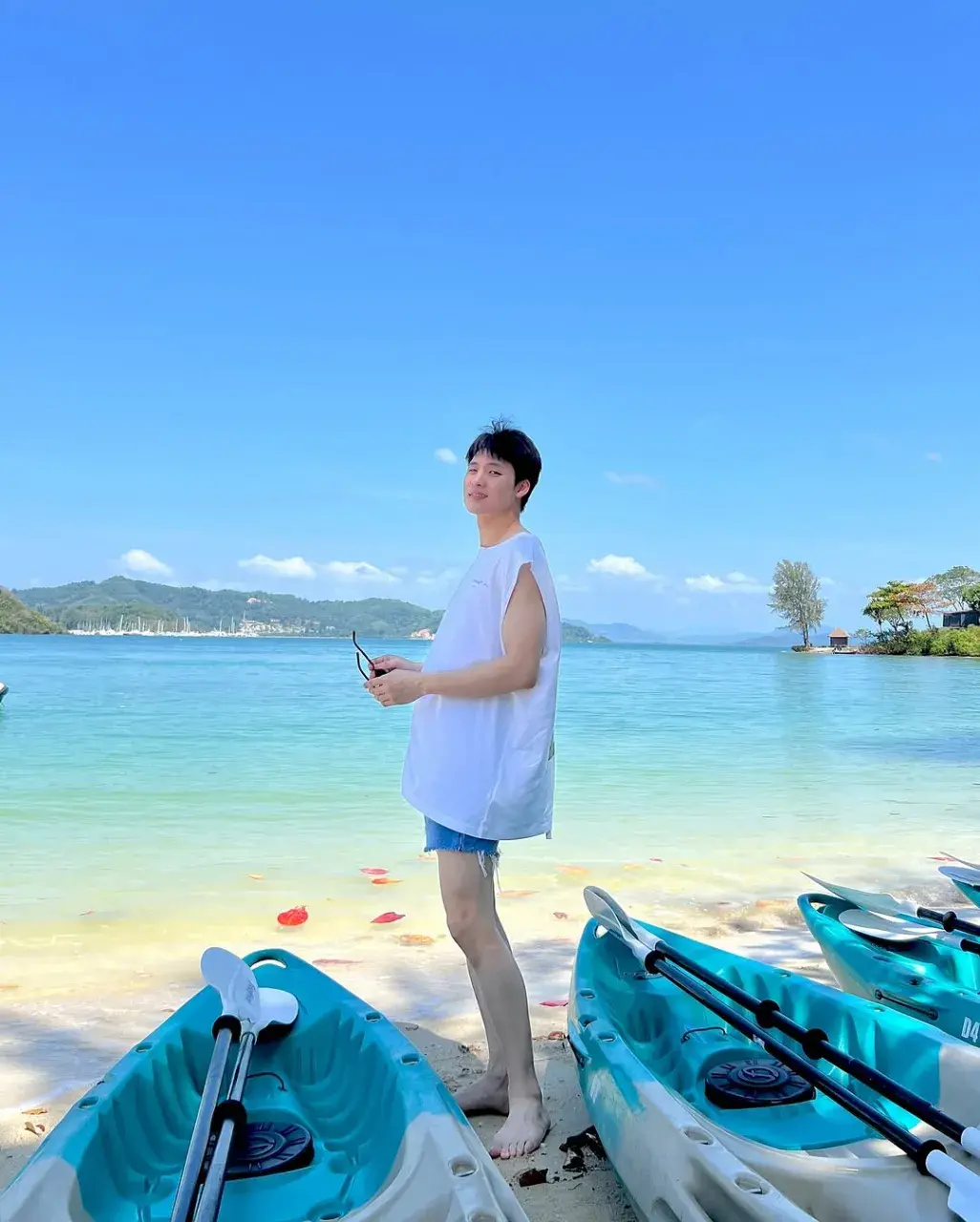 มีน พีรวิชญ์ อรรถชิตสถาพร