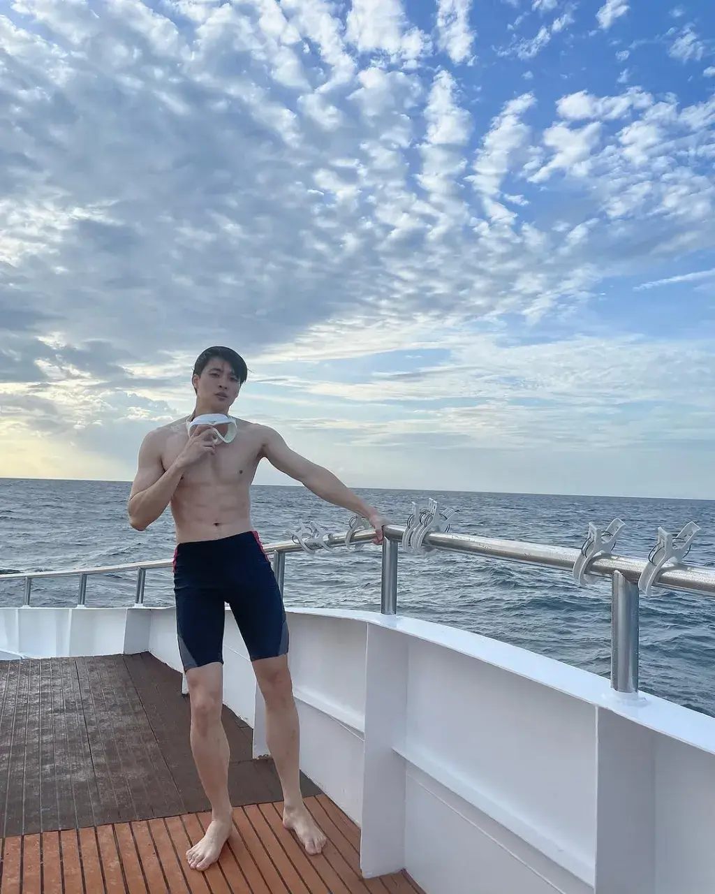 มีน พีรวิชญ์ อรรถชิตสถาพร