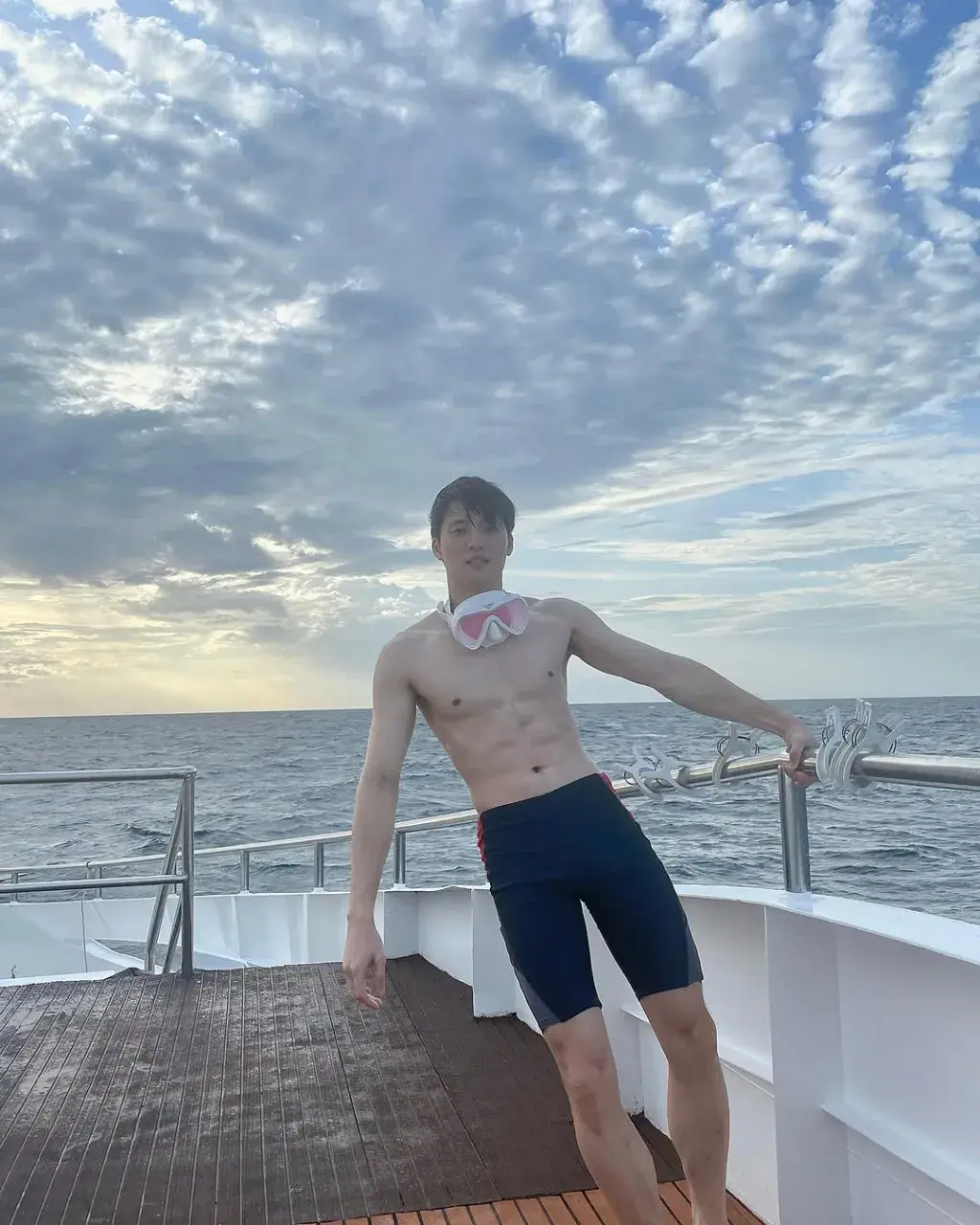 มีน พีรวิชญ์ อรรถชิตสถาพร