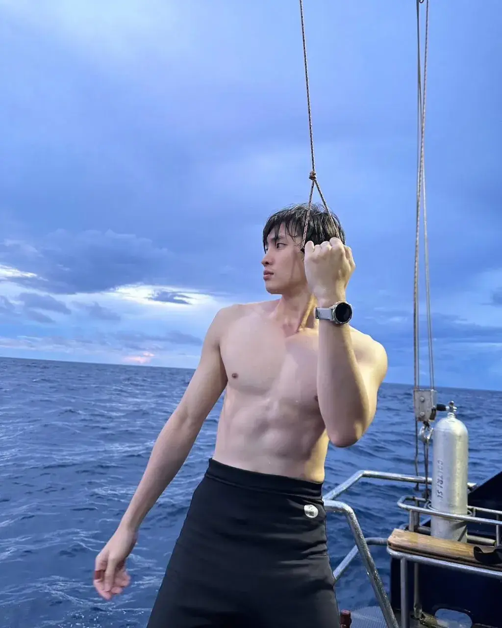 มีน พีรวิชญ์ อรรถชิตสถาพร