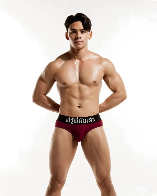 กางเกงในขอบภาษาไทย "นี่ยังไม่เกร็งนะครับ" ➡️ https://s.shopee.co.th/60DJdSCaJP