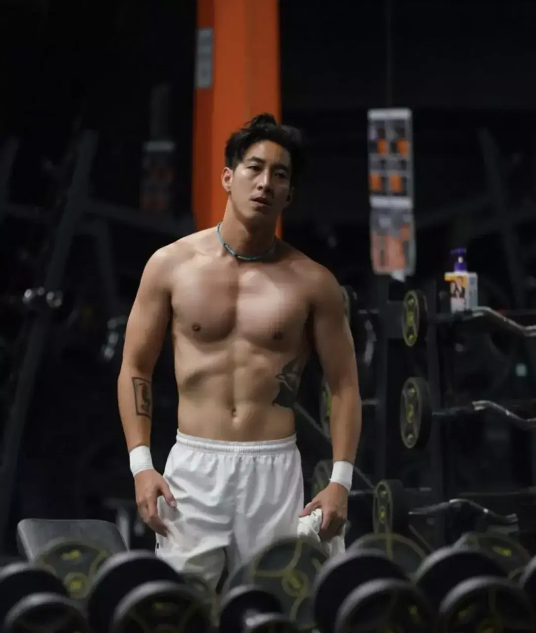 โตโน่หนุ่มกำลังมีข่าวดัง