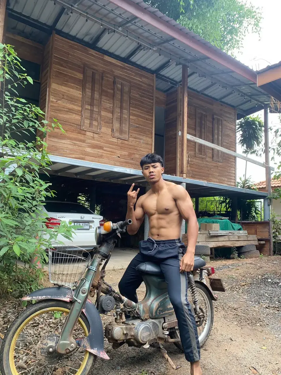 ท.ทหารอึดทน002