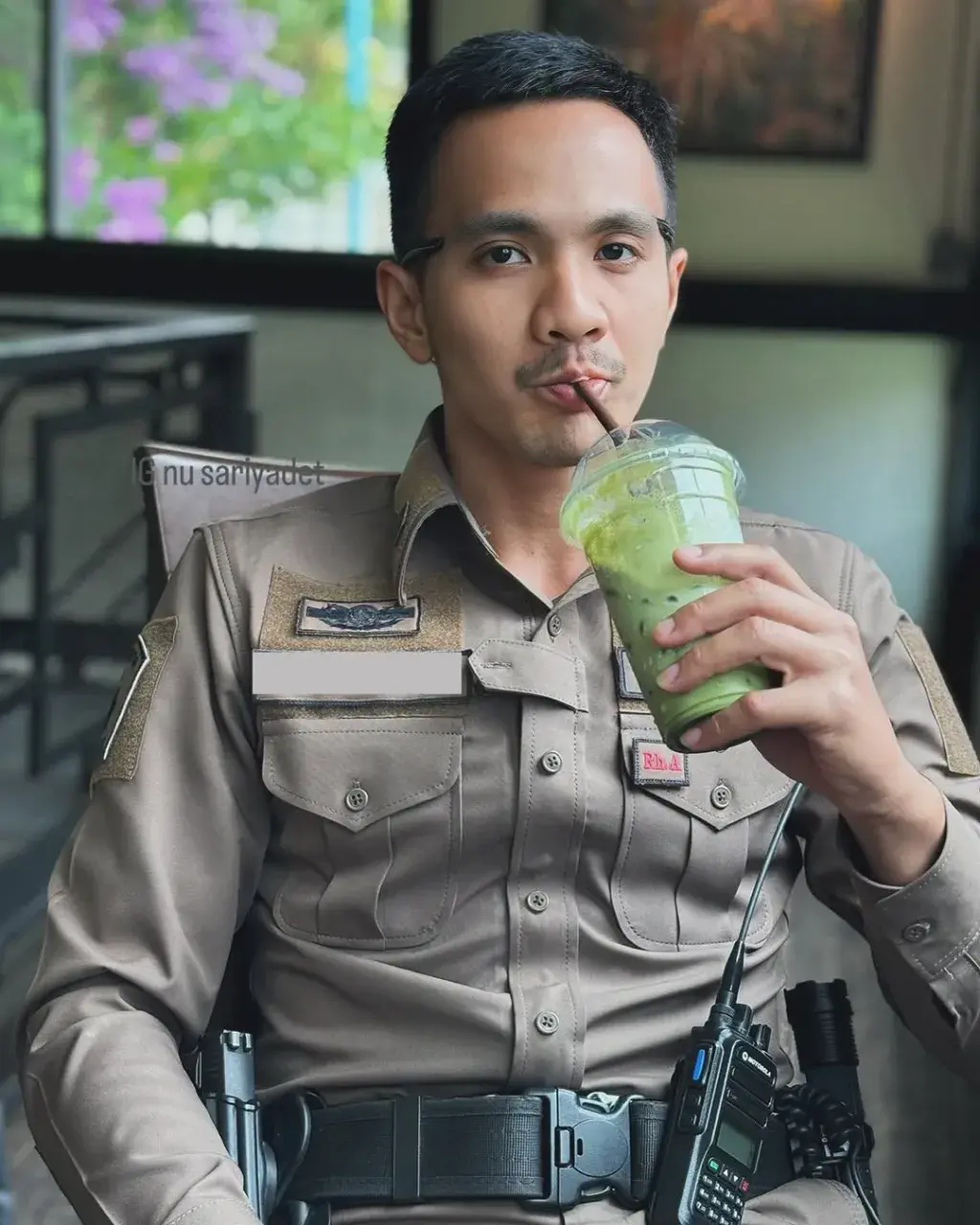กรุ่นกลิ่นความเสว