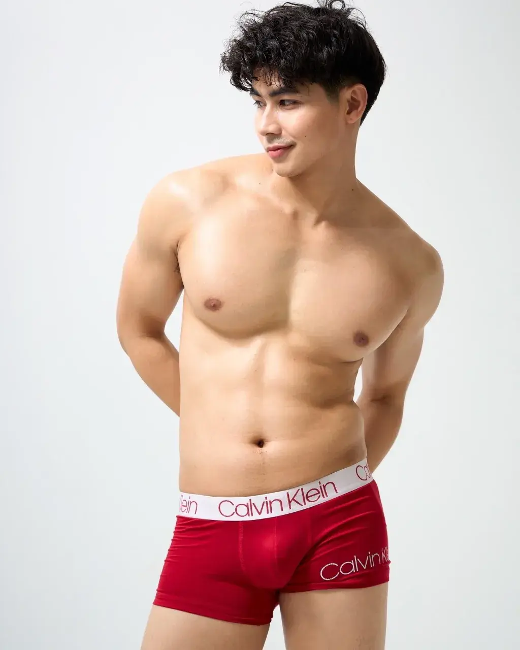 ก็เธอมันยั่วลิ้นนนน