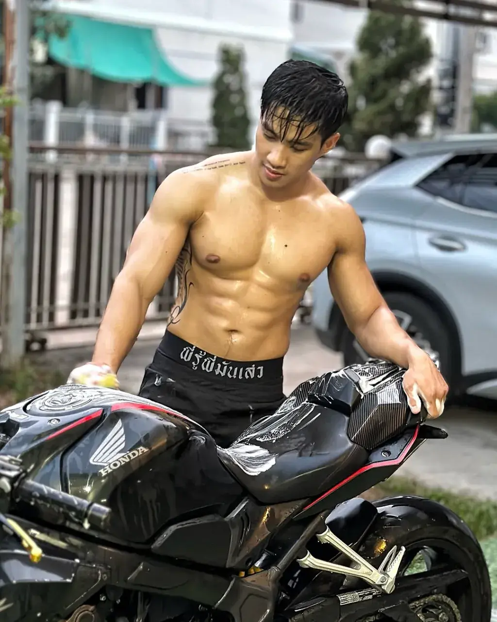 เจอของดีต้องเอามาอวด