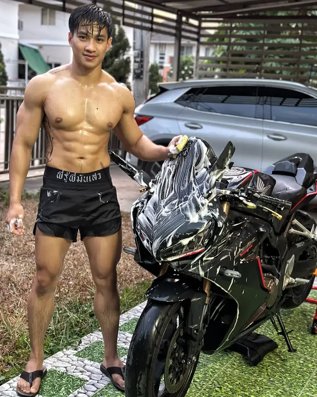 เจอของดีต้องเอามาอวด