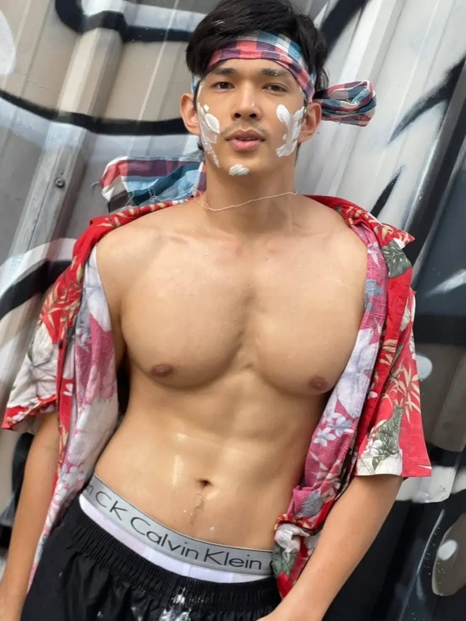 ชุ่มฉ่ำ