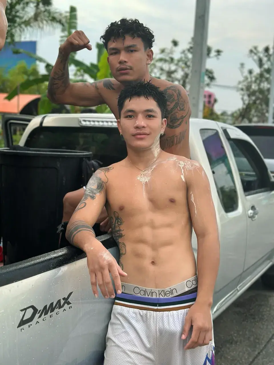 อยากโดนปืนพี่ฉีกน้ำอ่าาาส์