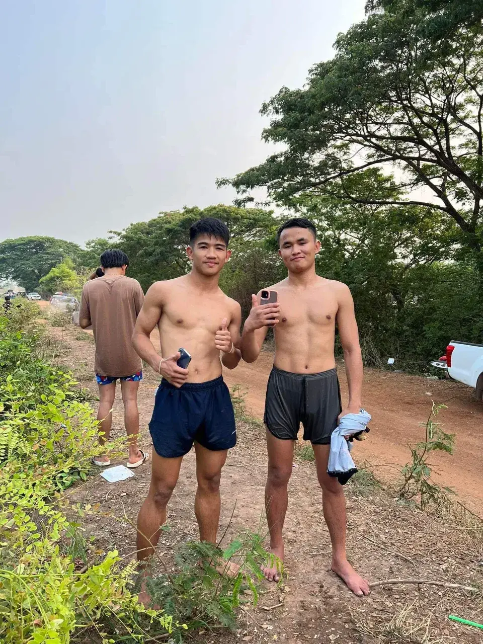 ให้ภาพมันบรรยาย