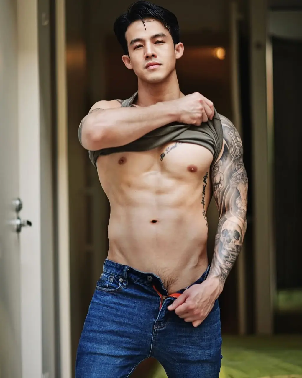 Cool GUY : fndxx
