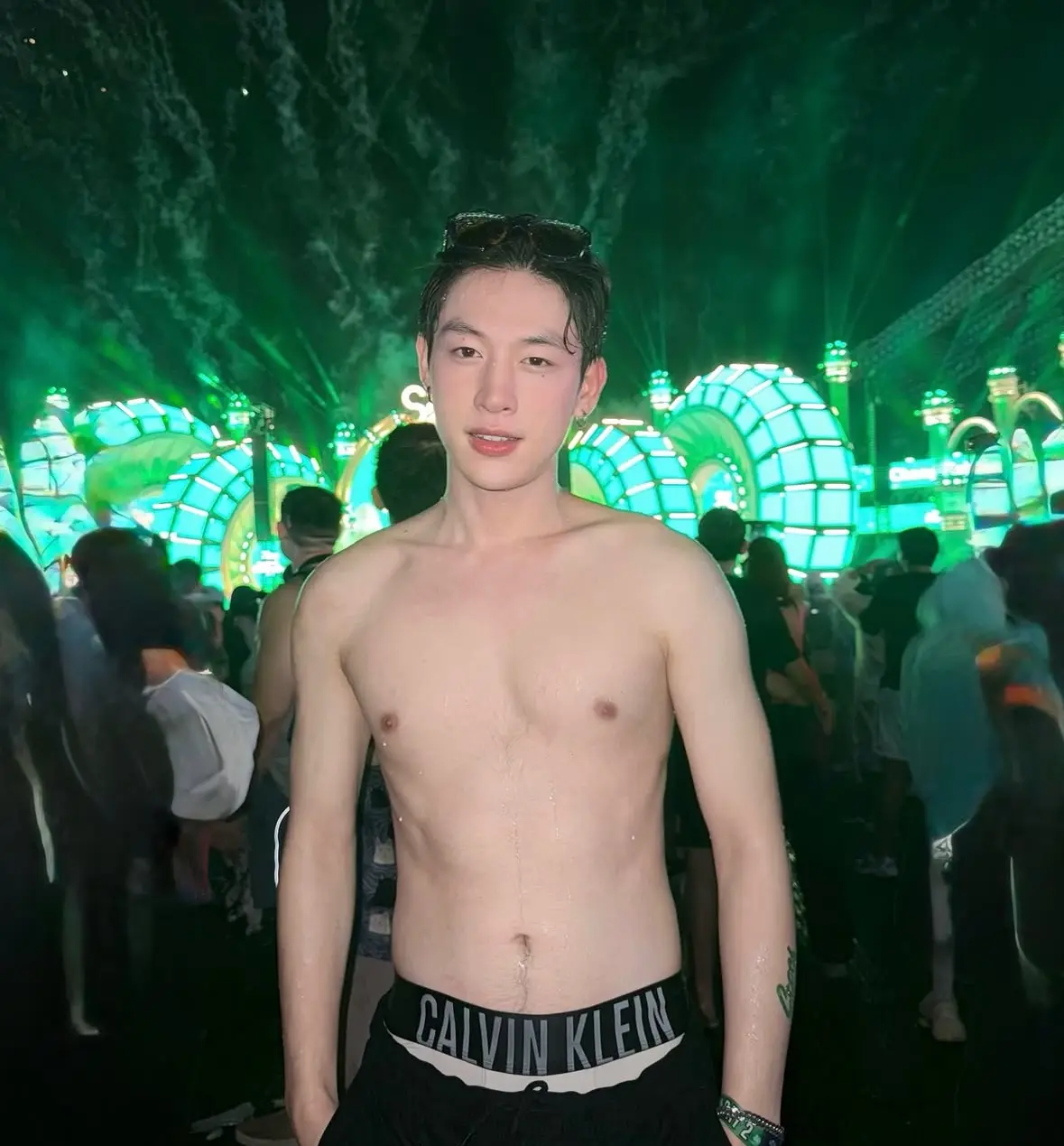 สงกรานต์เจนจัดจ้าน