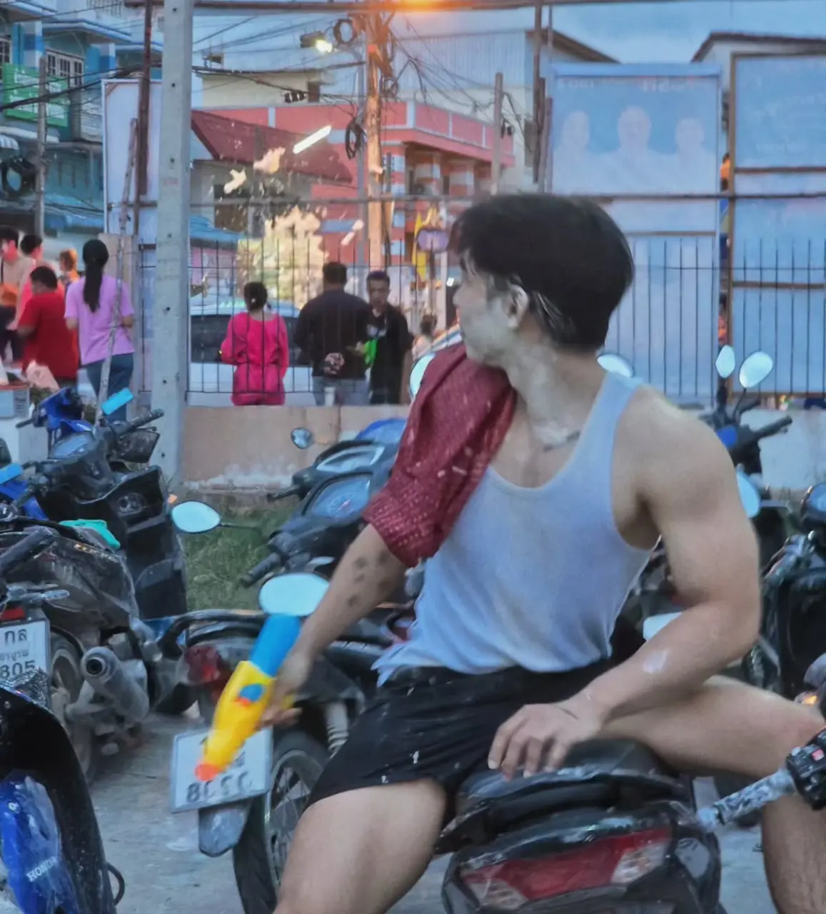 สงกรานต์เจนจัดจ้าน