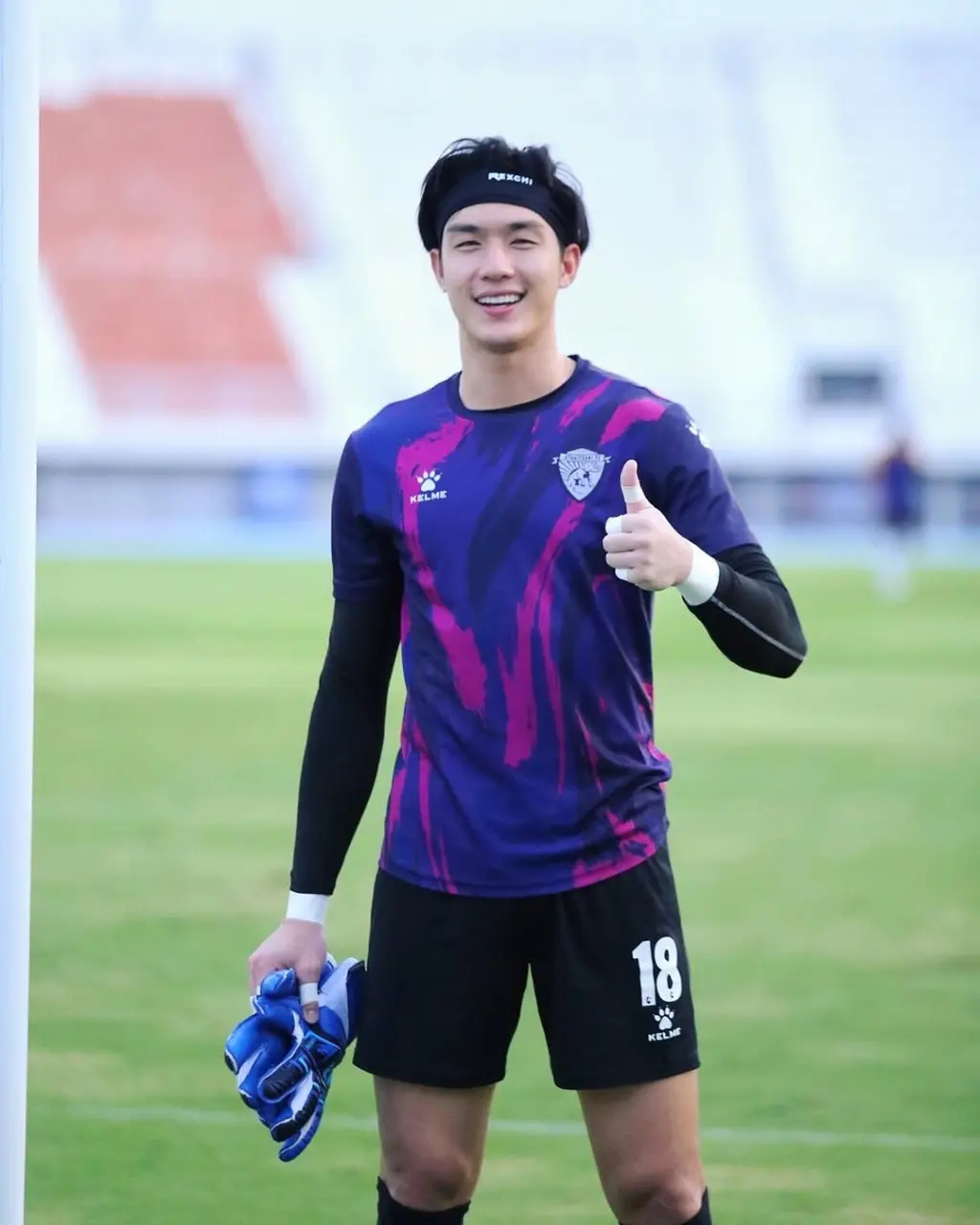 Thailand Soccer Player : Tee Wongsajaem